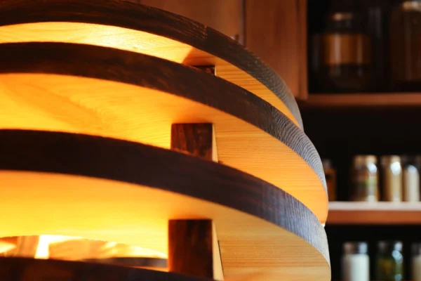 Küchenlampe aus Holz