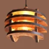 Rustikales Design: Landhauslampe aus flambiertem Holz